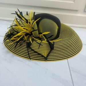 August Hats Striped Yellow and Black Fascinator
